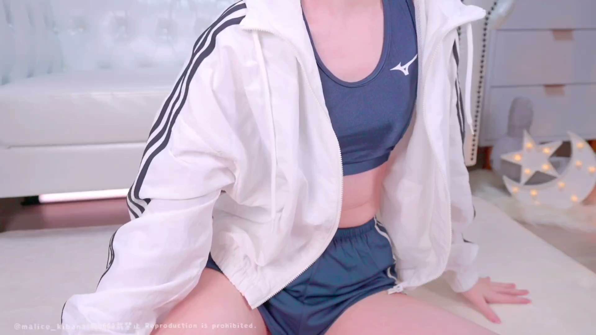 【ASMR実写耳舐め】部活後、陸上女子と秘密のトックン♡.mp4_20260417_190704.167.jpg 鬼花まりす 社团活动后，和田径女子秘密特训 1.5GB  第1张